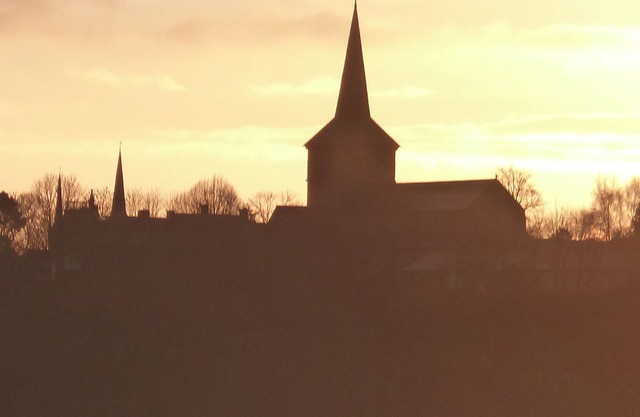 19th house, atypical and contemporary in the heart of a remarkable village