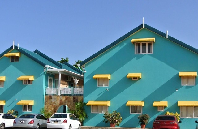 1BR Condo - In The Heart Of Crown Point Tobago. Best Beaches Around The Corner