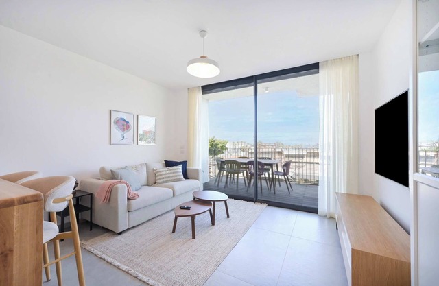 1BR Oasis Steps from Jaffa & Beach by HolyGuest