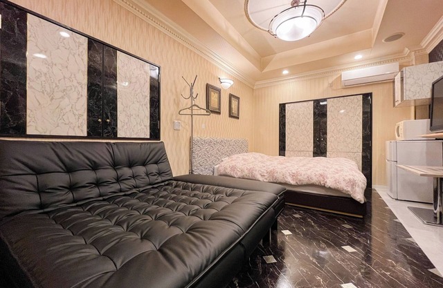 1F 3 minutes walk from the station Good access to tourist spots and the airport/Adach Tokyo