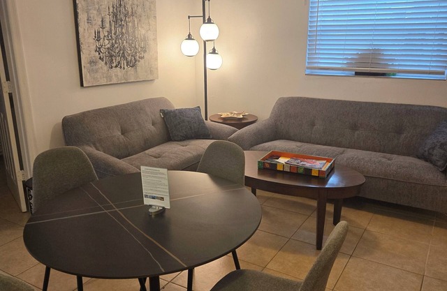2/1 Waterfront Apt. Large Dock In 1 of W Florida's most desirable neighborhoods