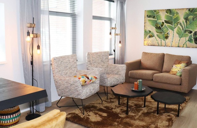 2 adjacent apartments in the heart of Sneek