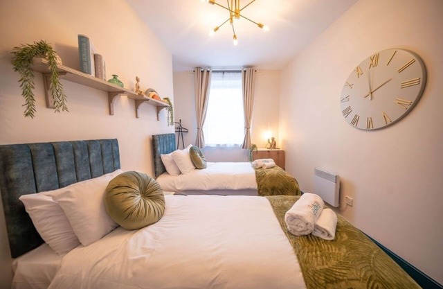 2 Bd Newly refurbished apartment