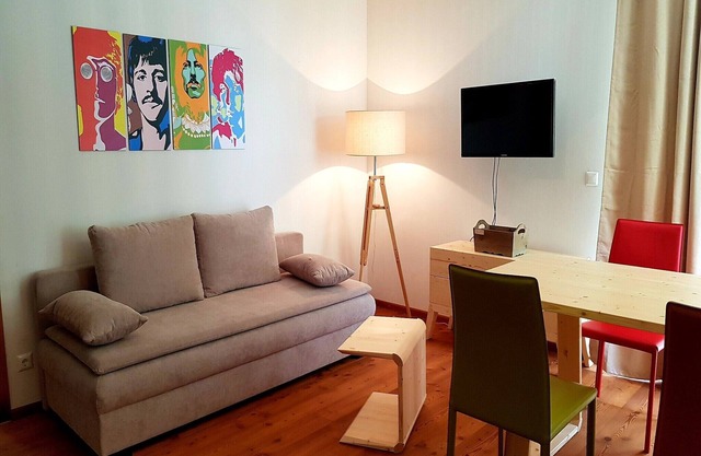 2-bedroom apartment with garden