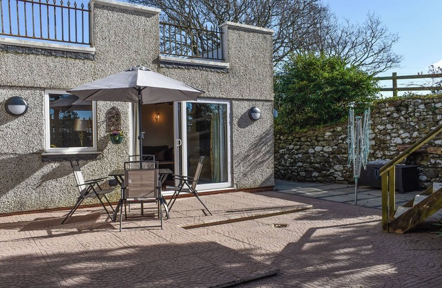 2 bedroom accommodation in Dyffryn Ardudwy