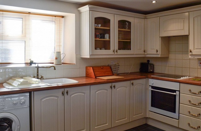 2 bedroom accommodation in Newton Stewart