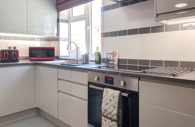 2 bedroom accommodation in Palmarsh, near Dymchurch