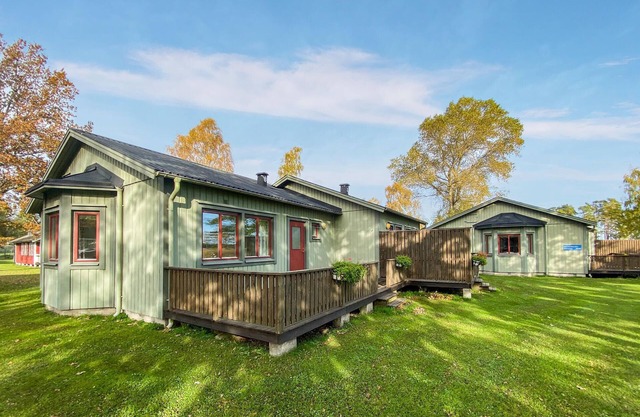 2 bedroom amazing home in Byxelkrok