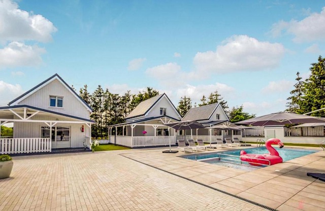 2 Bedroom Amazing Home In Kolczewo