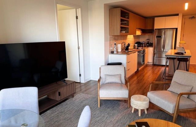 2-bedroom apartment in enchanting seaport boston