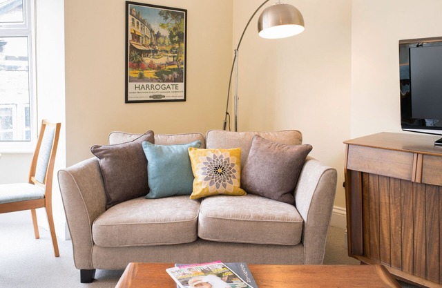 2 bedroom apartment located close to the centre of Harrogate