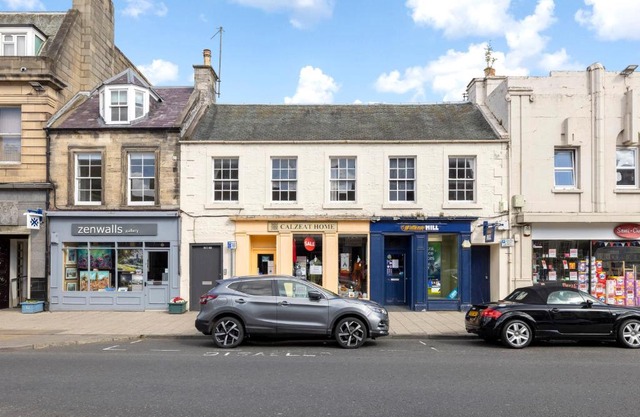 2 bedroom apartment on Peebles High Street