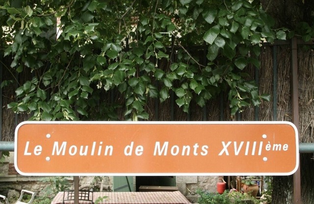 2 Bedroom apt in Former 18th Century Water Mill and Garden