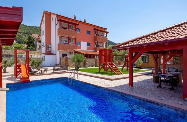 2 bedroom beautiful apartment in Banjol