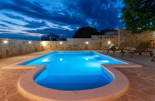 2 bedroom beautiful home in Benkovac