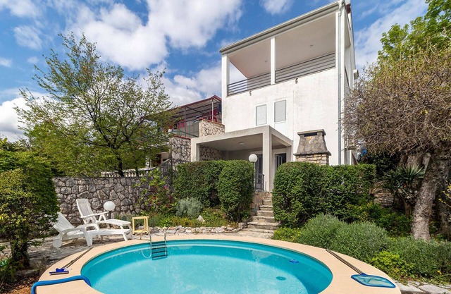 2 bedroom cozy apartment in Jadranovo