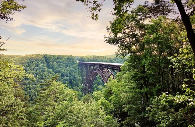 2-bedroom- hot tub-pool-NRG-Hawks Nest State Park-NO CLEANING FEE!