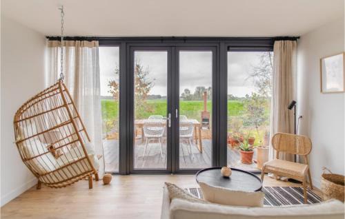 2 Bedroom Nice Home In Den Oever