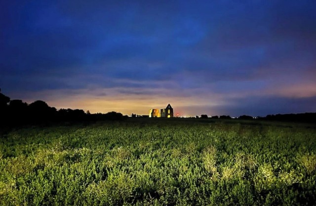 2 Bedroom Private vacation home in MARGOTTEAU, LA FLOTTE