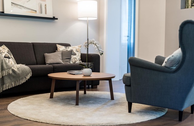 2 bedroom seaside apartment with complimentary garage