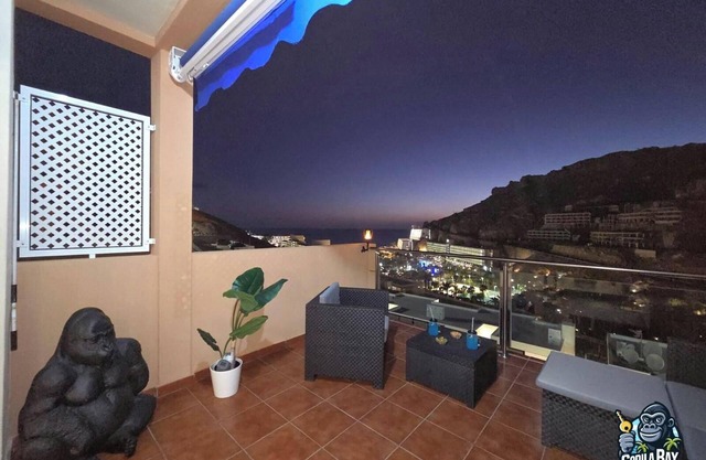2 large terraces overlooking the sea and an amazing sunset