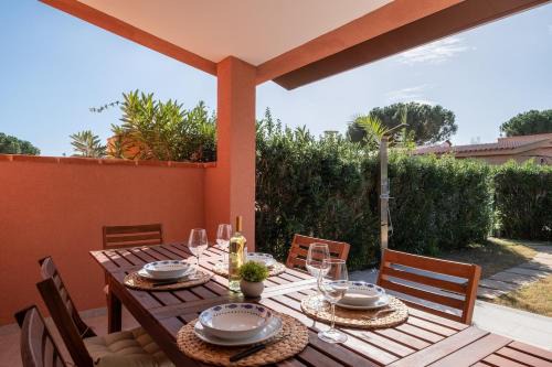 2 minute walk to the sea-New, modern with air conditioning