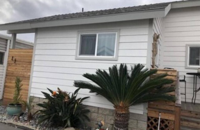 2 Minute Walk walk to beach