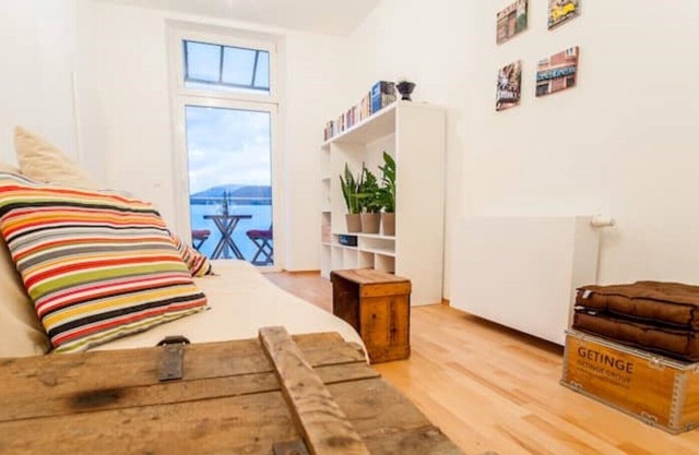 2 room old building apartment with balcony