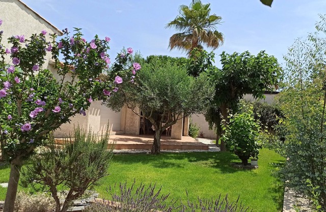 2 steps from the sea all inclusive, quiet but close to attractive places