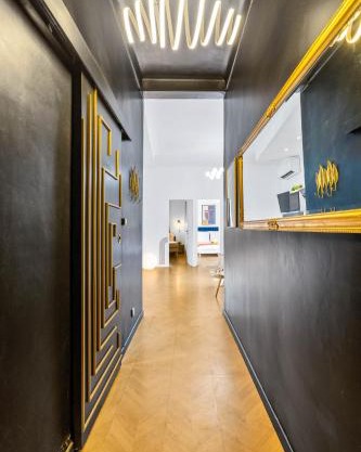 2 Steps from Sea - Air conditioning - 2 Bedrooms - Kitchen - Wifi - Tramway