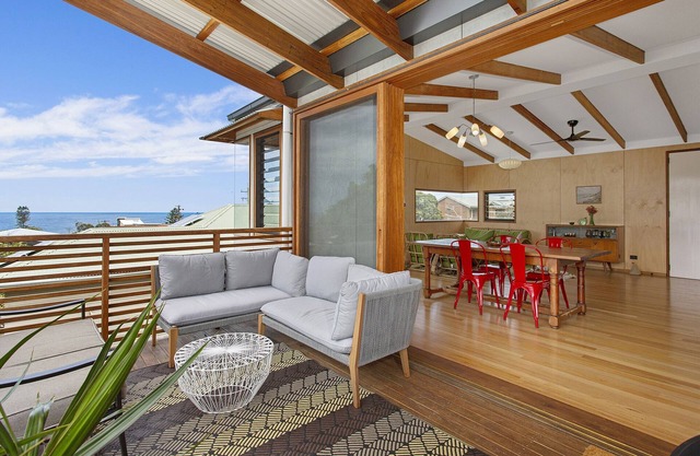 200m to Coledale Beach with wheelchair access and pet friendly