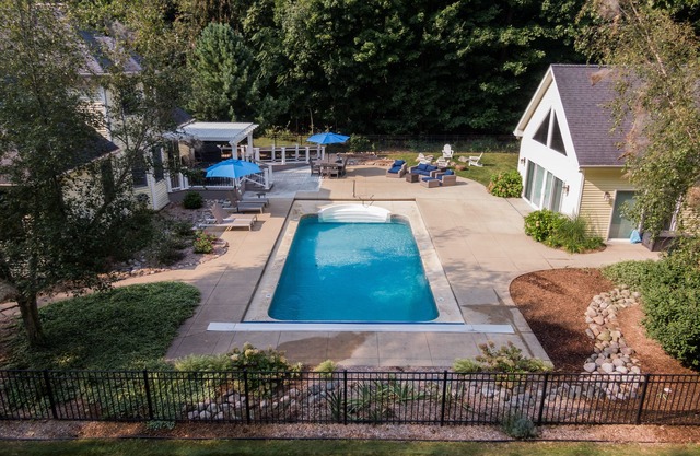 2026 Open Secluded retreat Heated pool 13 acres pool table playground