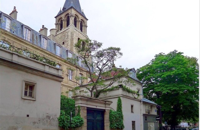 270 SQM-A SEAMLESS BLEND OF HISTORICAL CHARM & MODERN ELEGANCE – RUE DE L'ABBAYE