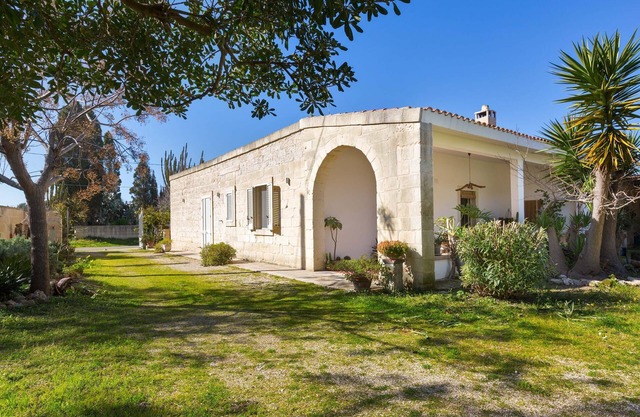2713 Tenuta Cornacchia - Aptm Brown by BarbarHouse