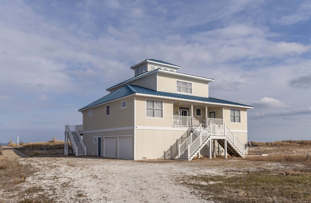 29275 Clifton Shores - Beautiful Bayfront Home on Primehook Beach!