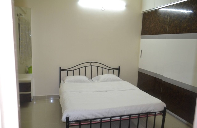 2BHK with hosting attitude of "Atithi Devo Bhava"