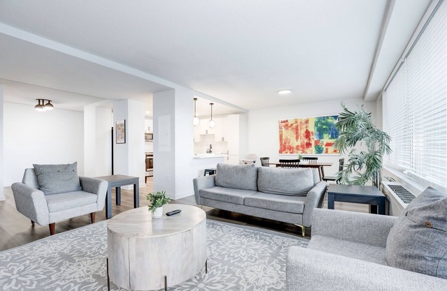 2BR Corporate Retreat Near D.C. & Airport