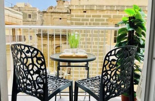 2BR Flat in Birgu Center