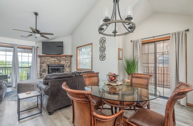 2BR Village At Indian Point 1112 near SDC - Free Tickets Daily up to $500