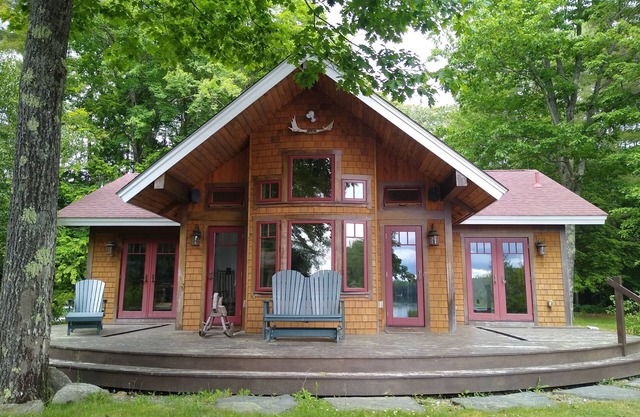 3 Beautiful Finnish Cabins with Sauna on Lake Monomonac
