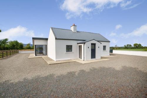 3 Bed in Tomnahealy Little oc-t32392