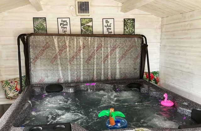 3 bedroom accommodation in Musselburgh, East Lothian