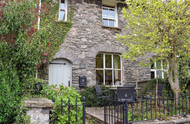 3 bedroom accommodation in Sedgwick, near Kendal
