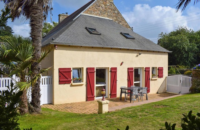 3 bedroom awesome home in Lézardrieux