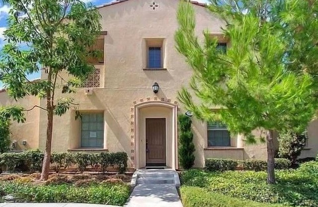 3 Bedroom Condo L-592110 by Houzlet