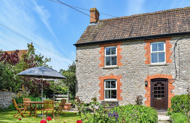 3 bedroom accommodation in Westbury-sub-Mendip