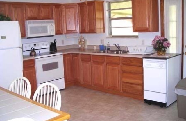 3 bedroom home near St. Louis