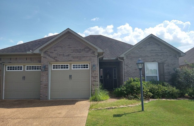 3 Bedroom House - 10 Minutes to University of Mississippi Campus