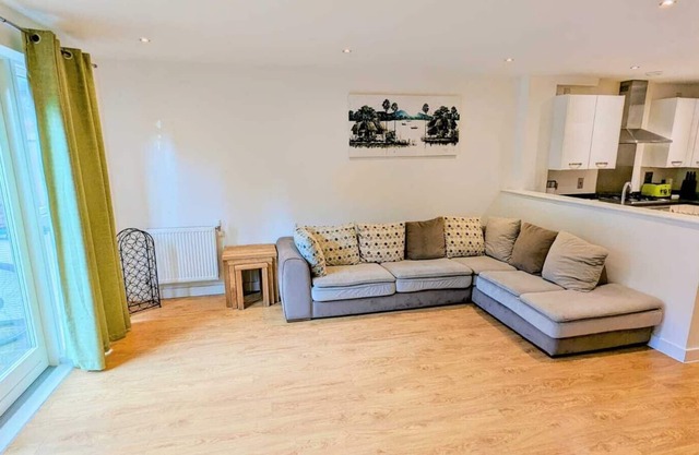 3 bedroom house in Camberwell