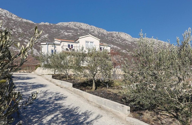 3 bedroom lovely apartment in Gata